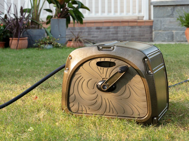 Giraffe Tools SW5 Metal Hose Reel Box, With 150ft 5/8" Hose,